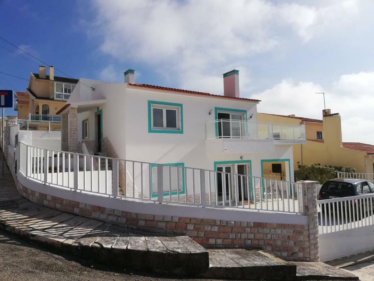 Hostel Gundi House Ericeira Exterior foto