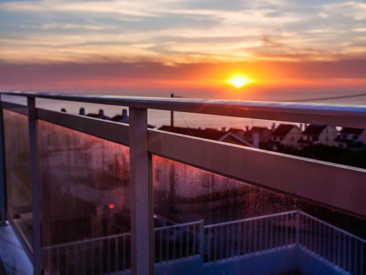 Hostel Gundi House Ericeira Exterior foto